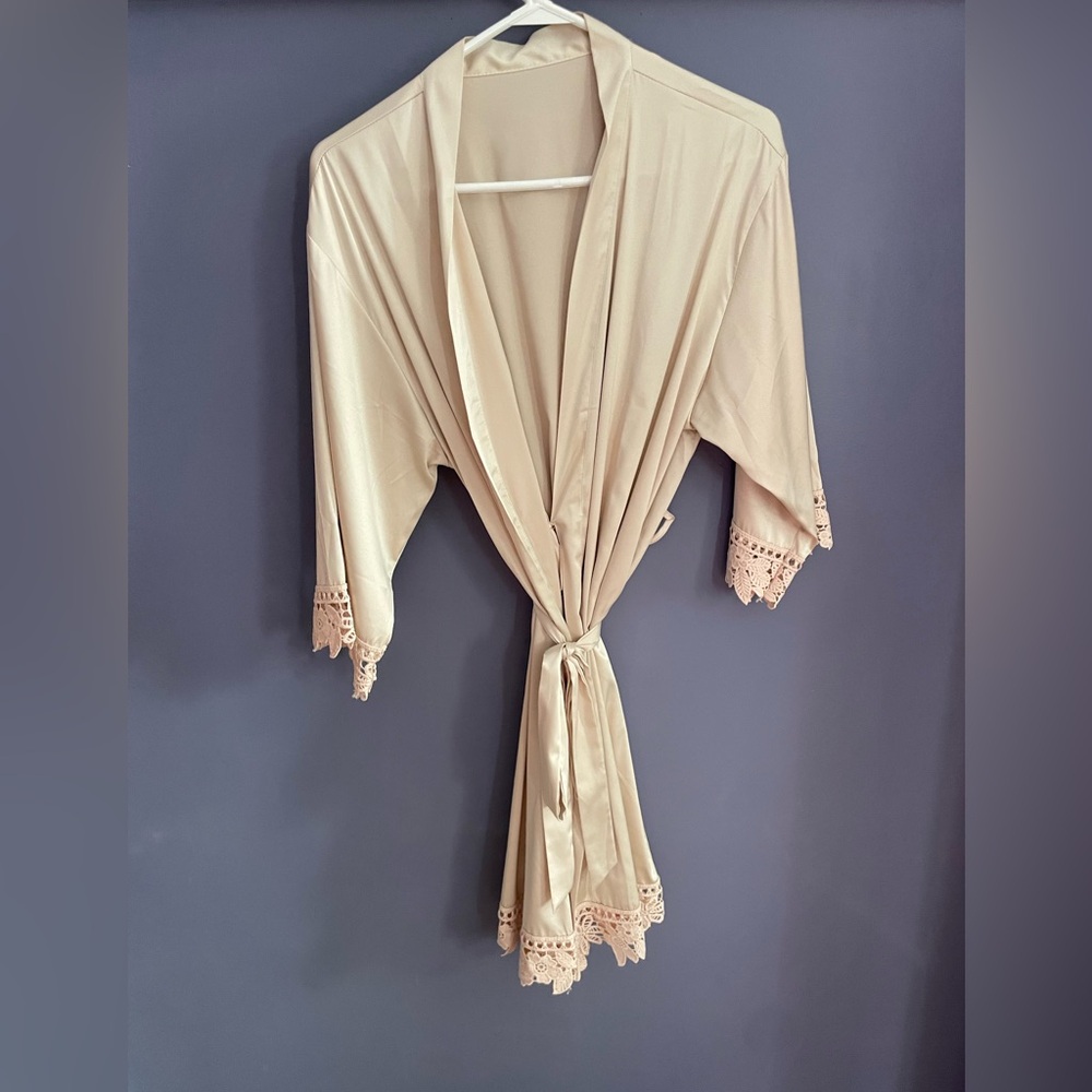 Satin robe